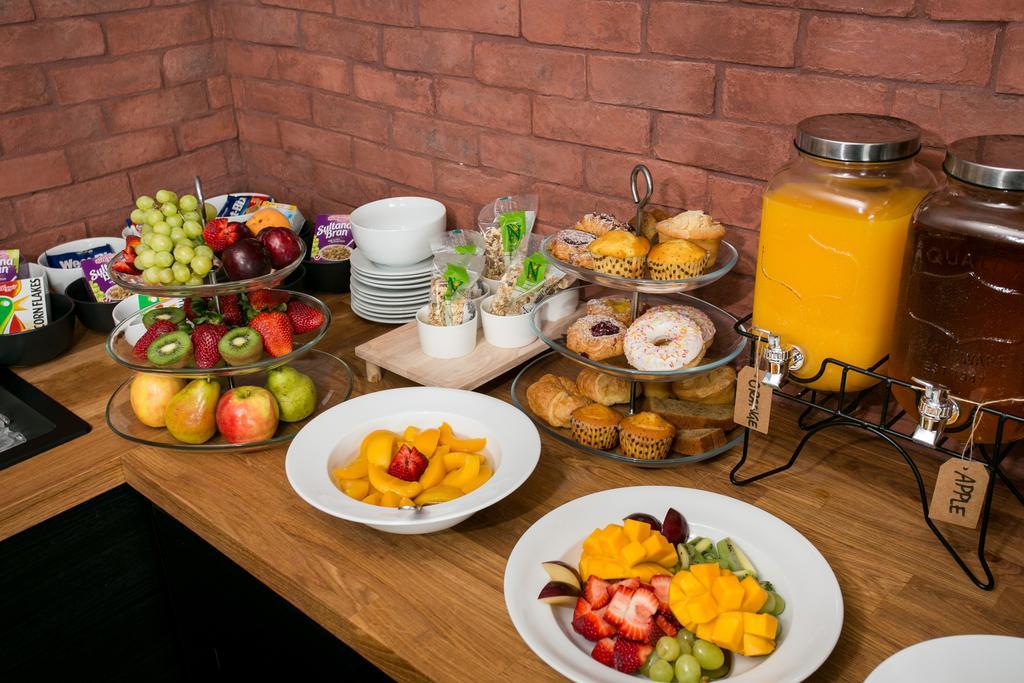 Alpha Hotel Eastern Creek Екстер'єр фото
