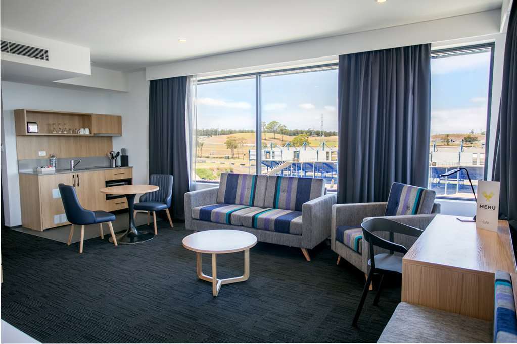 Alpha Hotel Eastern Creek Номер фото